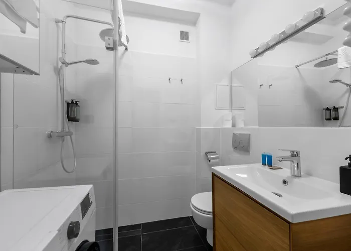 Apartment Bachmacka Modern Chic By Bookinghost *