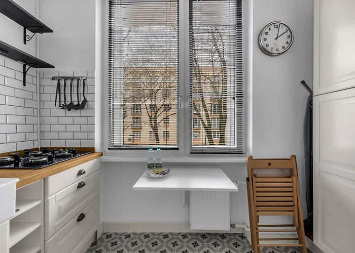 Bachmacka Modern Chic By Bookinghost Apartment