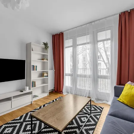 Bachmacka Modern Chic By Bookinghost * Warszawa